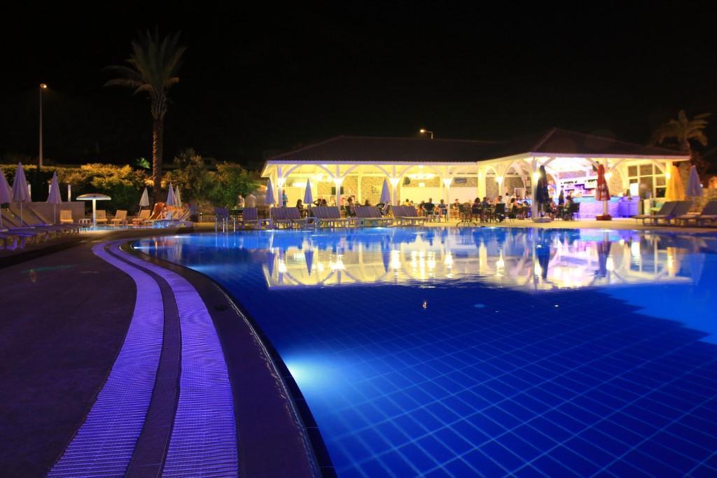 Montebello Resort Hotel Олудениз Экстерьер фото