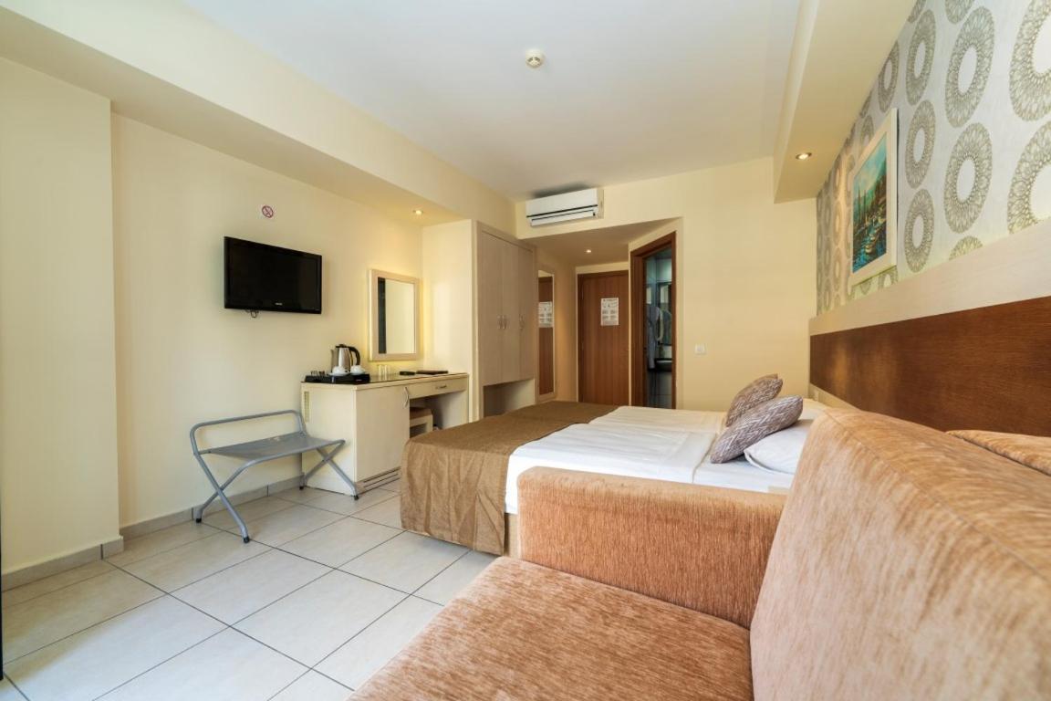 Montebello Resort Hotel Олудениз Экстерьер фото