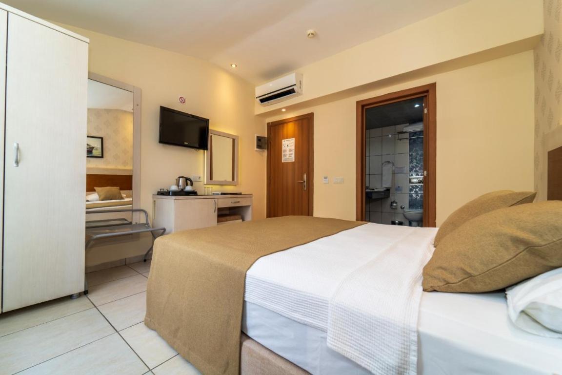 Montebello Resort Hotel Олудениз Экстерьер фото